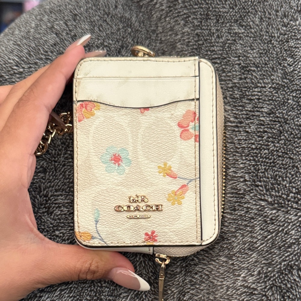 Coach Floral Zip Card Case